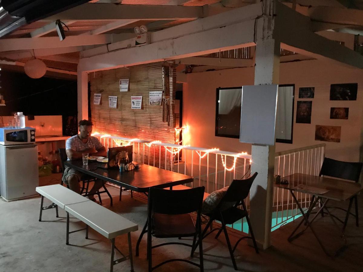 Hostel Lions Mambajao Εξωτερικό φωτογραφία
