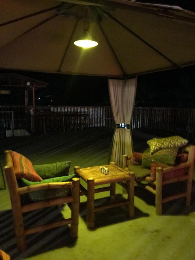 Hostel Lions Mambajao Εξωτερικό φωτογραφία