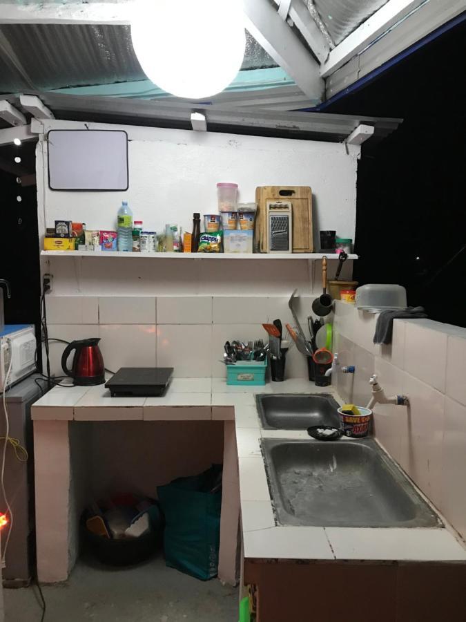 Hostel Lions Mambajao Εξωτερικό φωτογραφία